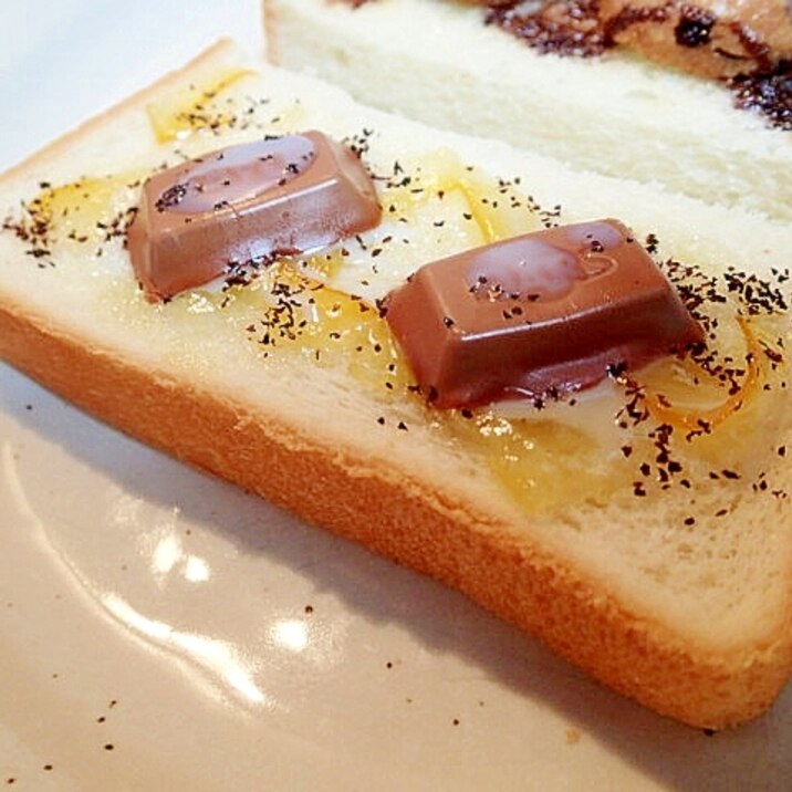 マーマレードとチョコの紅茶香るトースト